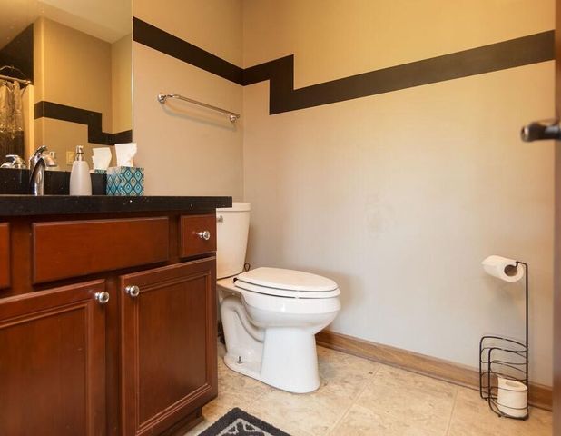 N5194 Blue Valley ROAD, Hartford, WI 53027