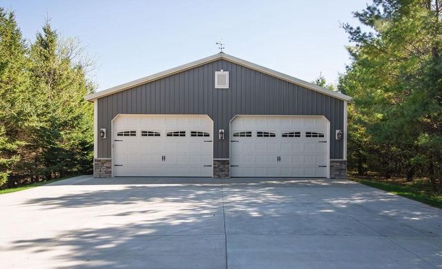 N5194 Blue Valley ROAD, Hartford, WI 53027