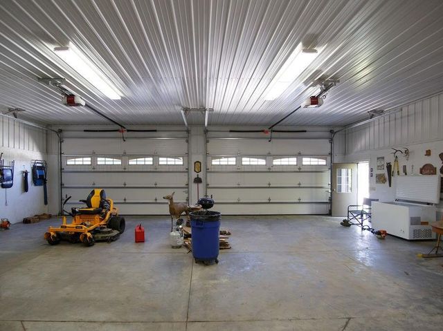 N5194 Blue Valley ROAD, Hartford, WI 53027