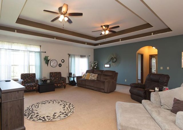 N5194 Blue Valley ROAD, Hartford, WI 53027