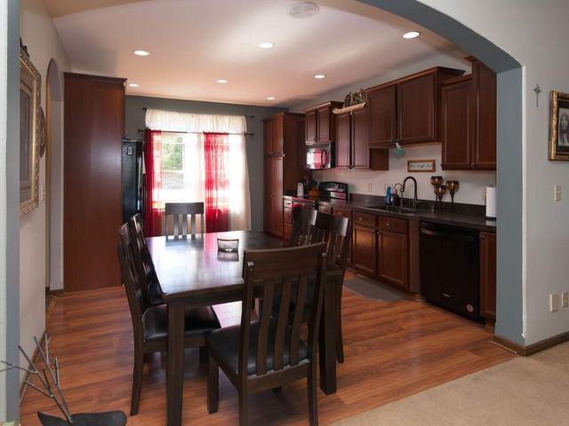 N5194 Blue Valley ROAD, Hartford, WI 53027