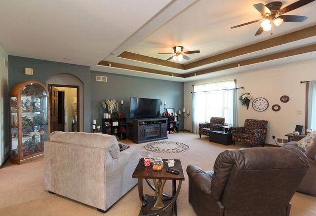 N5194 Blue Valley ROAD, Hartford, WI 53027