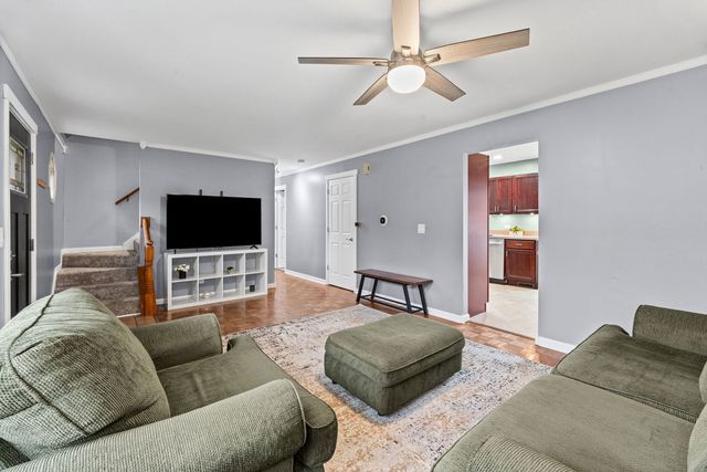 5216 palm Street, Mchenry, IL 60051