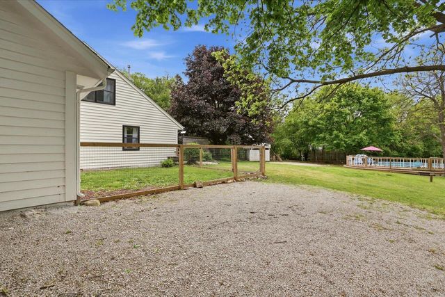 423 Bron Derw COURT, Wales, WI 53183
