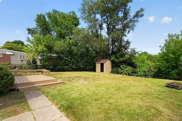 224 Victory Drive, Pontiac, MI 48342