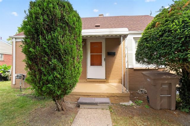 224 Victory Drive, Pontiac, MI 48342