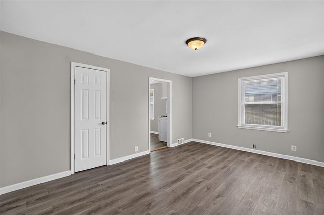 224 Victory Drive, Pontiac, MI 48342