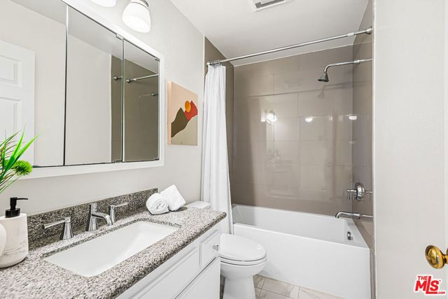 3949 Bentley Avenue 8, Culver City, CA 90232