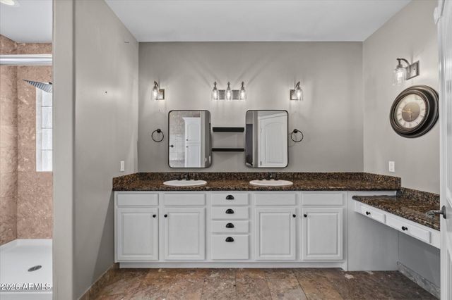 1304 E VILLA THERESA Drive, Phoenix, AZ 85022