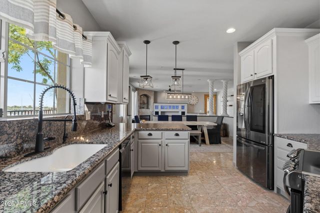 1304 E VILLA THERESA Drive, Phoenix, AZ 85022