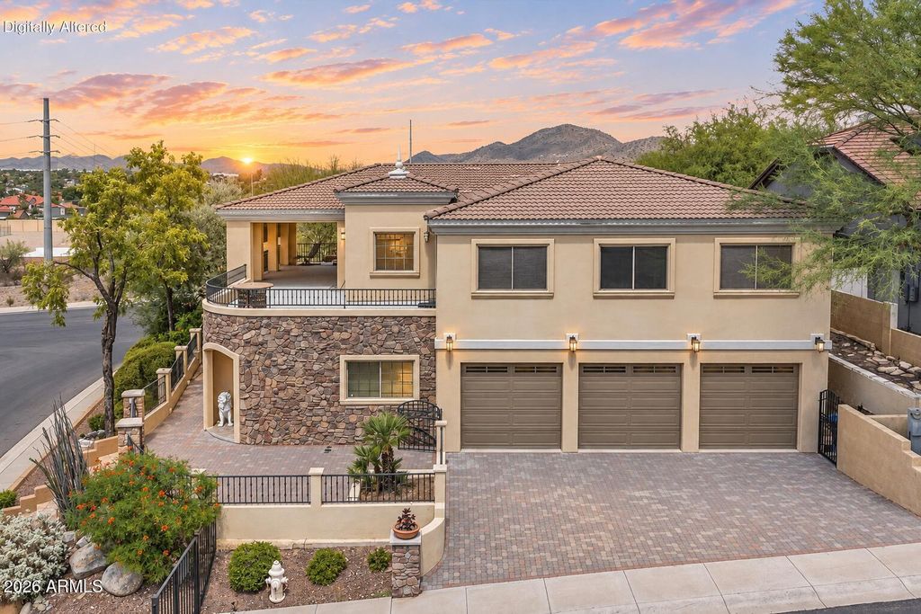 1304 E VILLA THERESA Drive, Phoenix, AZ 85022 — photo 2