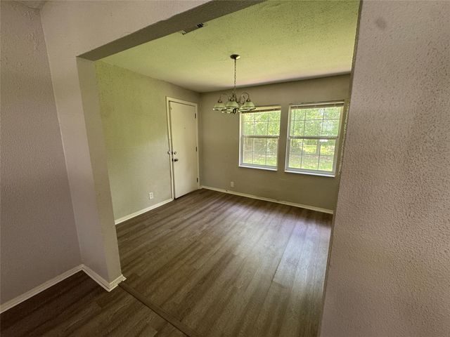 2222 8th Street, Houston, TX 77547
