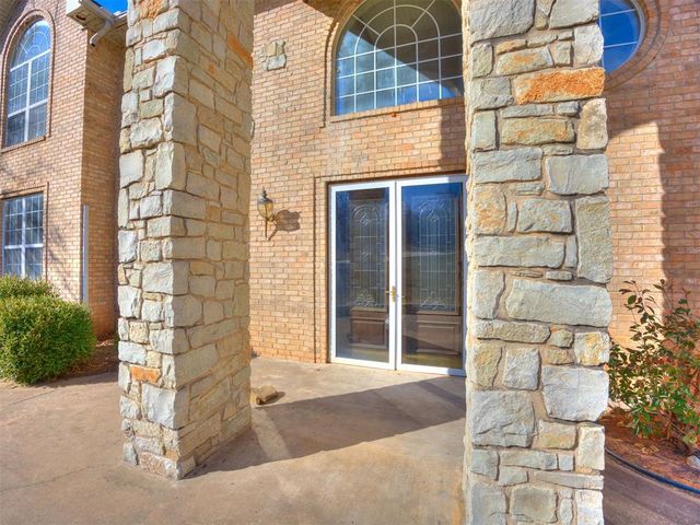 3201 Wakefield Lane, Choctaw, OK 73020