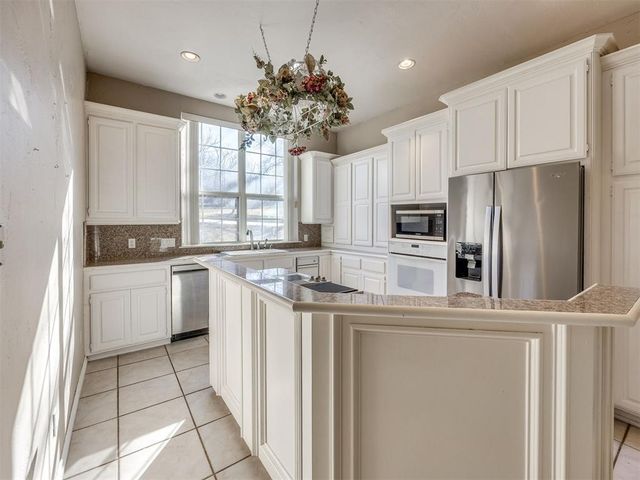 3201 Wakefield Lane, Choctaw, OK 73020