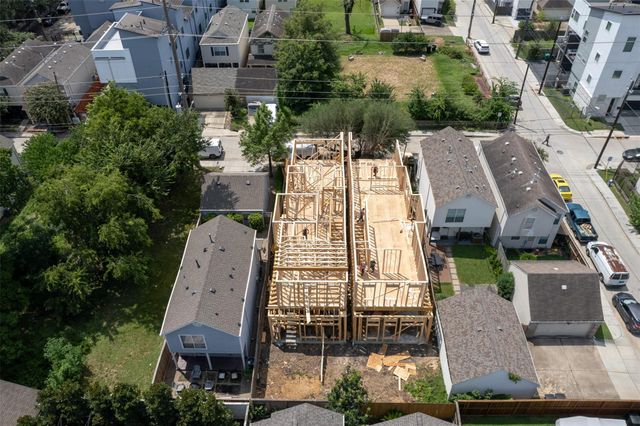 1016 Ruthven Street A, Houston, TX 77019
