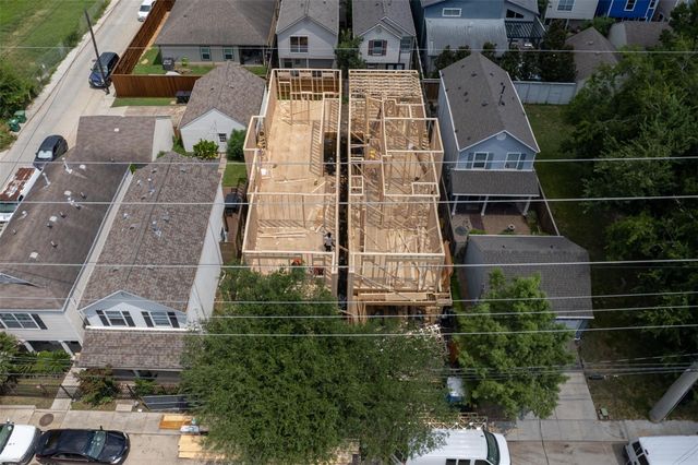 1016 Ruthven Street A, Houston, TX 77019