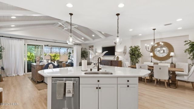 8376 Landshark Boulevard, Panama City Beach, FL 32413