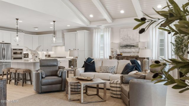 8376 Landshark Boulevard, Panama City Beach, FL 32413