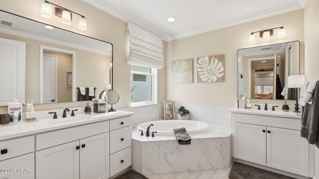 8376 Landshark Boulevard, Panama City Beach, FL 32413