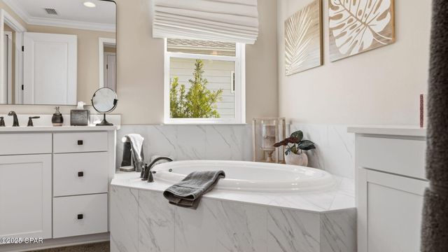 8376 Landshark Boulevard, Panama City Beach, FL 32413