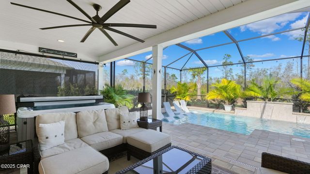 8376 Landshark Boulevard, Panama City Beach, FL 32413