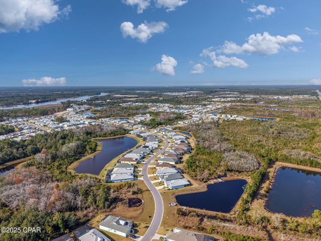 8376 Landshark Boulevard, Panama City Beach, FL 32413