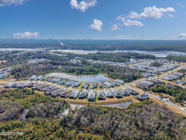 8376 Landshark Boulevard, Panama City Beach, FL 32413