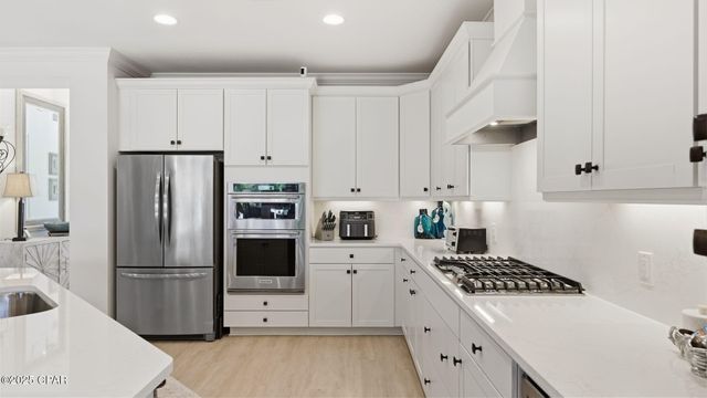 8376 Landshark Boulevard, Panama City Beach, FL 32413