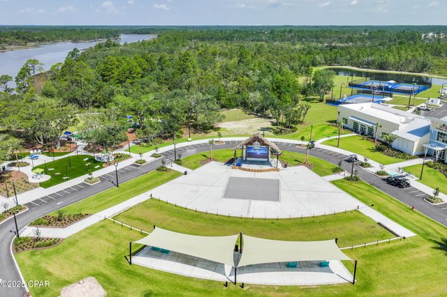 8376 Landshark Boulevard, Panama City Beach, FL 32413