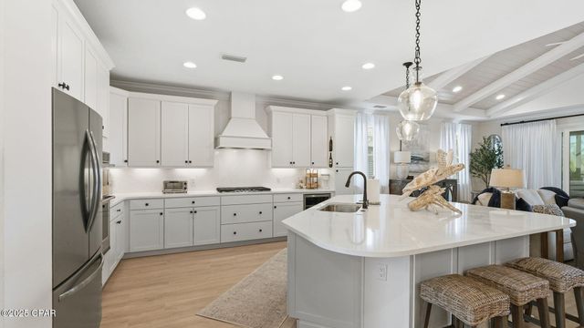 8376 Landshark Boulevard, Panama City Beach, FL 32413