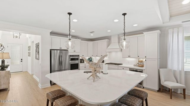 8376 Landshark Boulevard, Panama City Beach, FL 32413