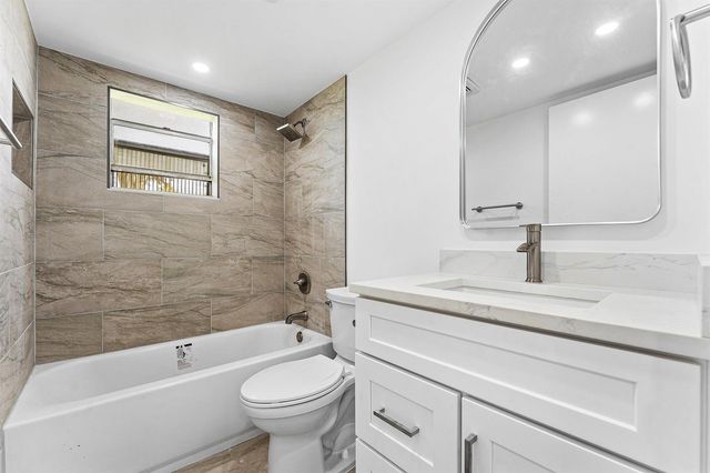 790 Burgundy Q, Delray Beach, FL 33484