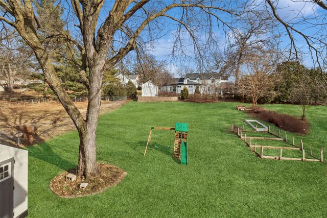 722 W 12th Street S, Newton, IA 50208