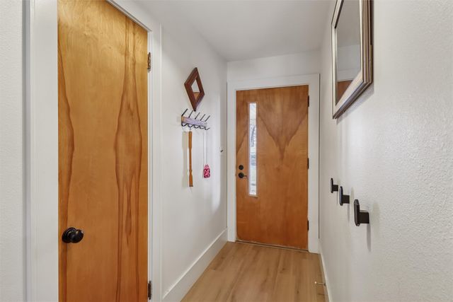 722 W 12th Street S, Newton, IA 50208