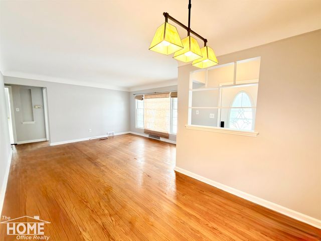 16544 Delaware Avenue, Redford, MI 48240