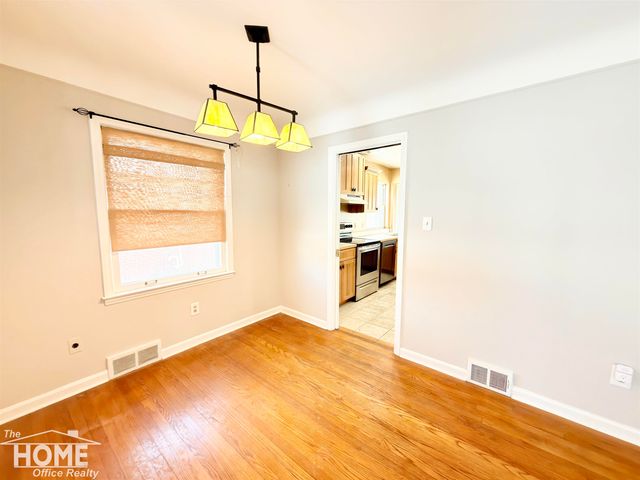 16544 Delaware Avenue, Redford, MI 48240