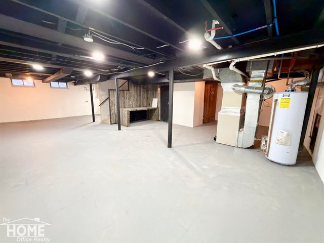 16544 Delaware Avenue, Redford, MI 48240