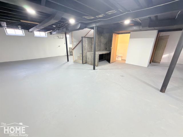 16544 Delaware Avenue, Redford, MI 48240