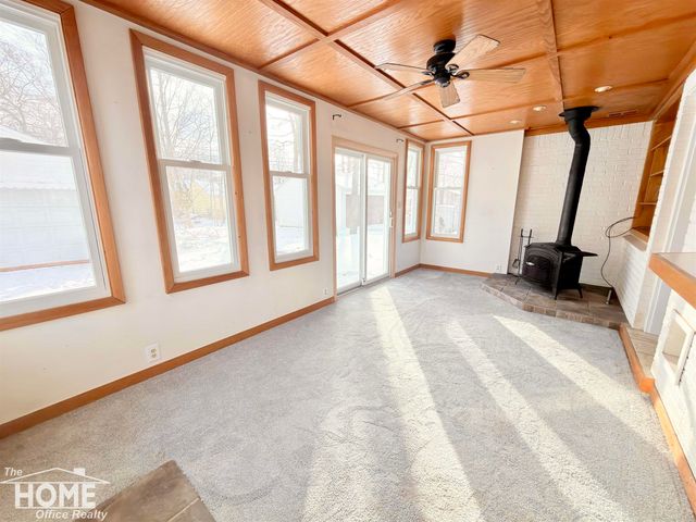 16544 Delaware Avenue, Redford, MI 48240