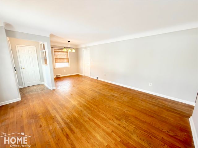 16544 Delaware Avenue, Redford, MI 48240