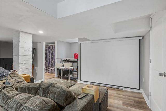 1284 Corporation St, Beaver, PA 15009