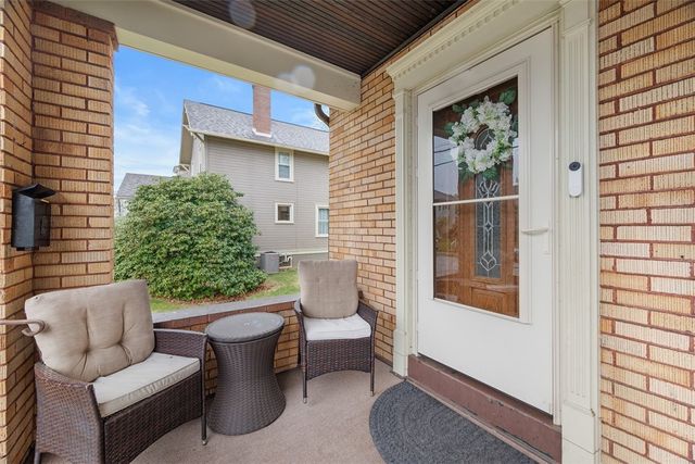 1284 Corporation St, Beaver, PA 15009