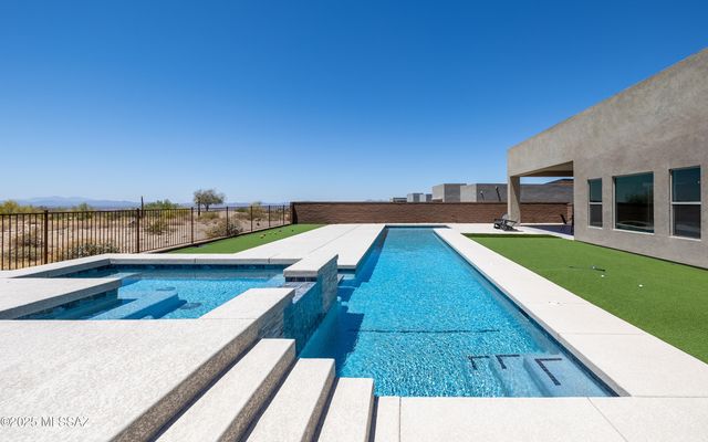 6947 W Patina Drive, Marana, AZ 85658