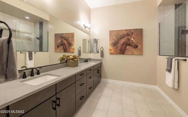 6947 W Patina Drive, Marana, AZ 85658