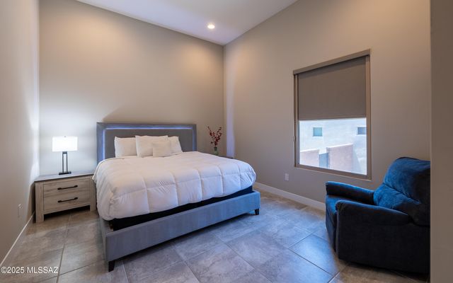 6947 W Patina Drive, Marana, AZ 85658