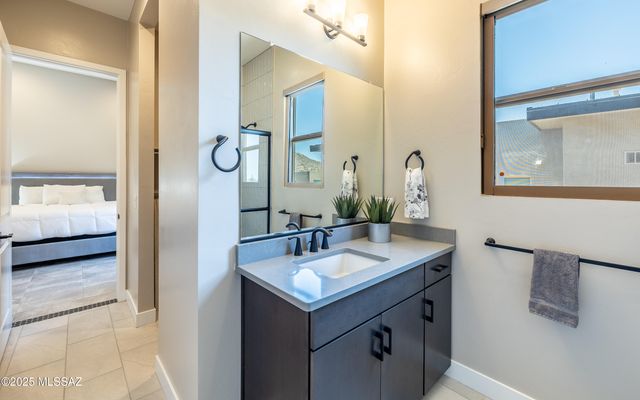 6947 W Patina Drive, Marana, AZ 85658