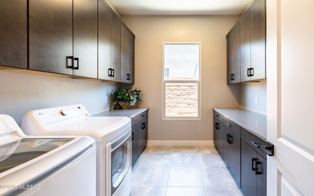 6947 W Patina Drive, Marana, AZ 85658