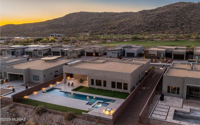 6947 W Patina Drive, Marana, AZ 85658