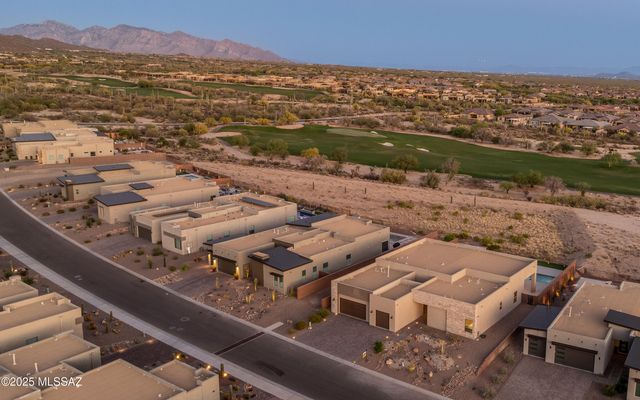 6947 W Patina Drive, Marana, AZ 85658