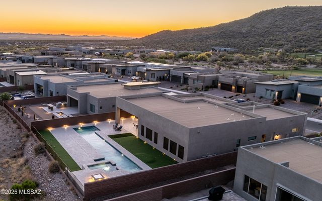 6947 W Patina Drive, Marana, AZ 85658